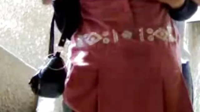 金髪と単 中 年 女性 の セックス 動画