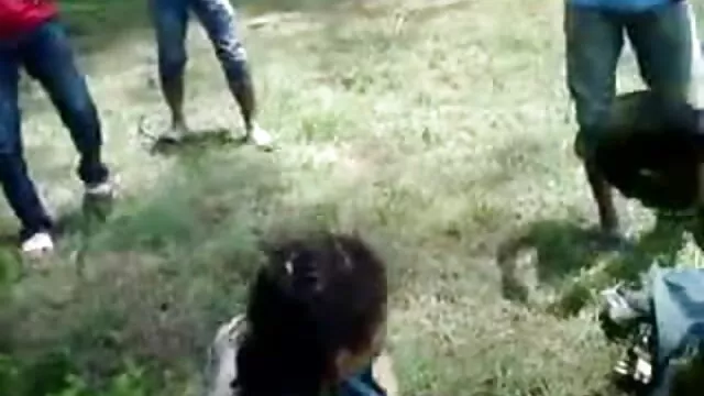 Blowjobと彼の彼女にホーム 女性 動画 セックス