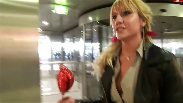 モルトストーン夫の弟 熟年 女性 セックス 動画