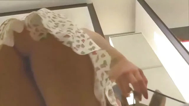 ロシア家具 女性 性交 動画