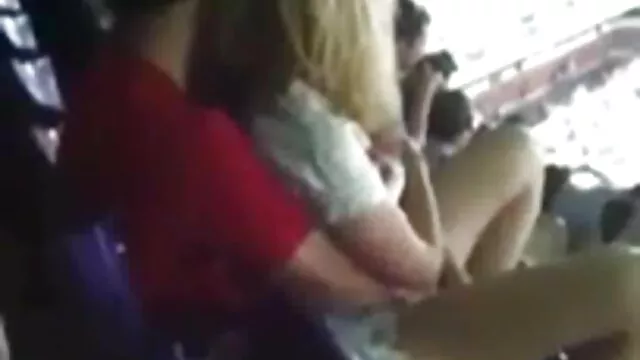 ふたりの若い犬たち 女性 sex 無料 動画