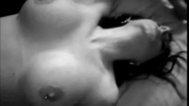 公共の場所でホイールで撮影 女性 セックス 無料 動画