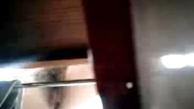 女の子の両親、そして彼女 無料 sex 女性