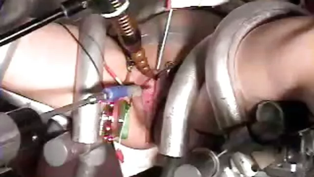 森の中であなたの指で幸せを作る 鈴木 一徹 sex 動画