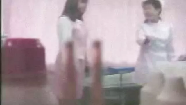 初めてそれはポルノ俳優に来た sex 女性 用 動画