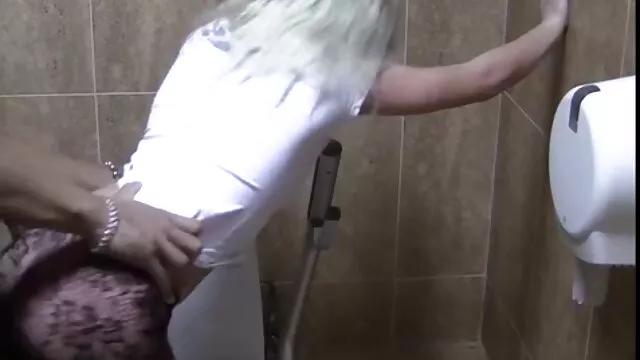 彼は彼の友人に女の子を失った 鈴木 一徹 sex 無料 動画